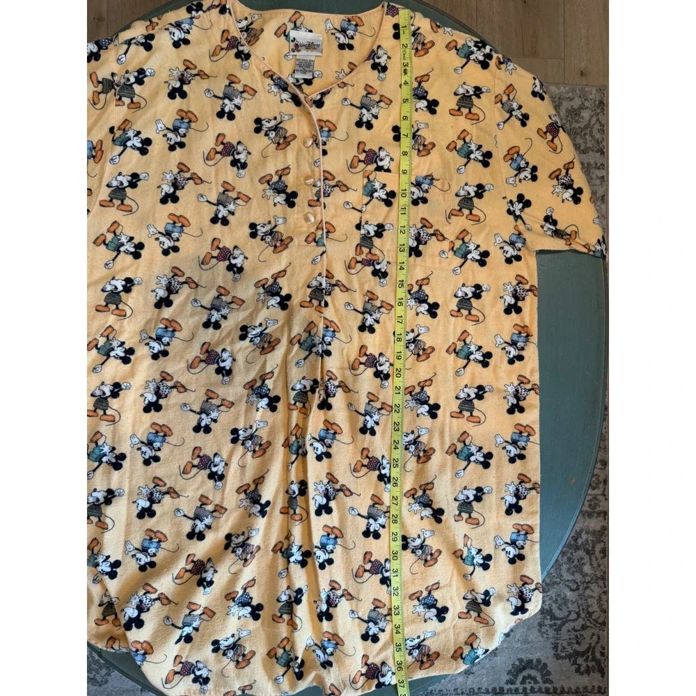 Vintage Walt Disney World Mickey Mouse Flannel Nightgown XL Peach Cotton Sleep